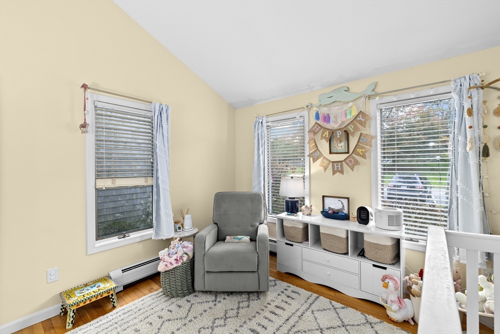 15E Riverview Ave # 15E