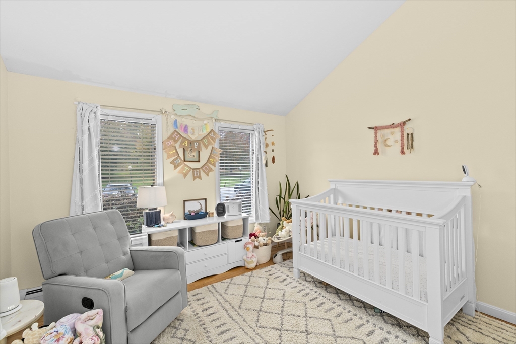 15E Riverview Ave # 15E