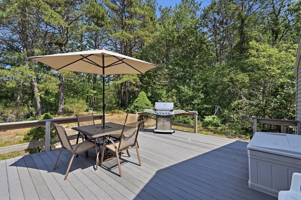 16 Mooring Circle