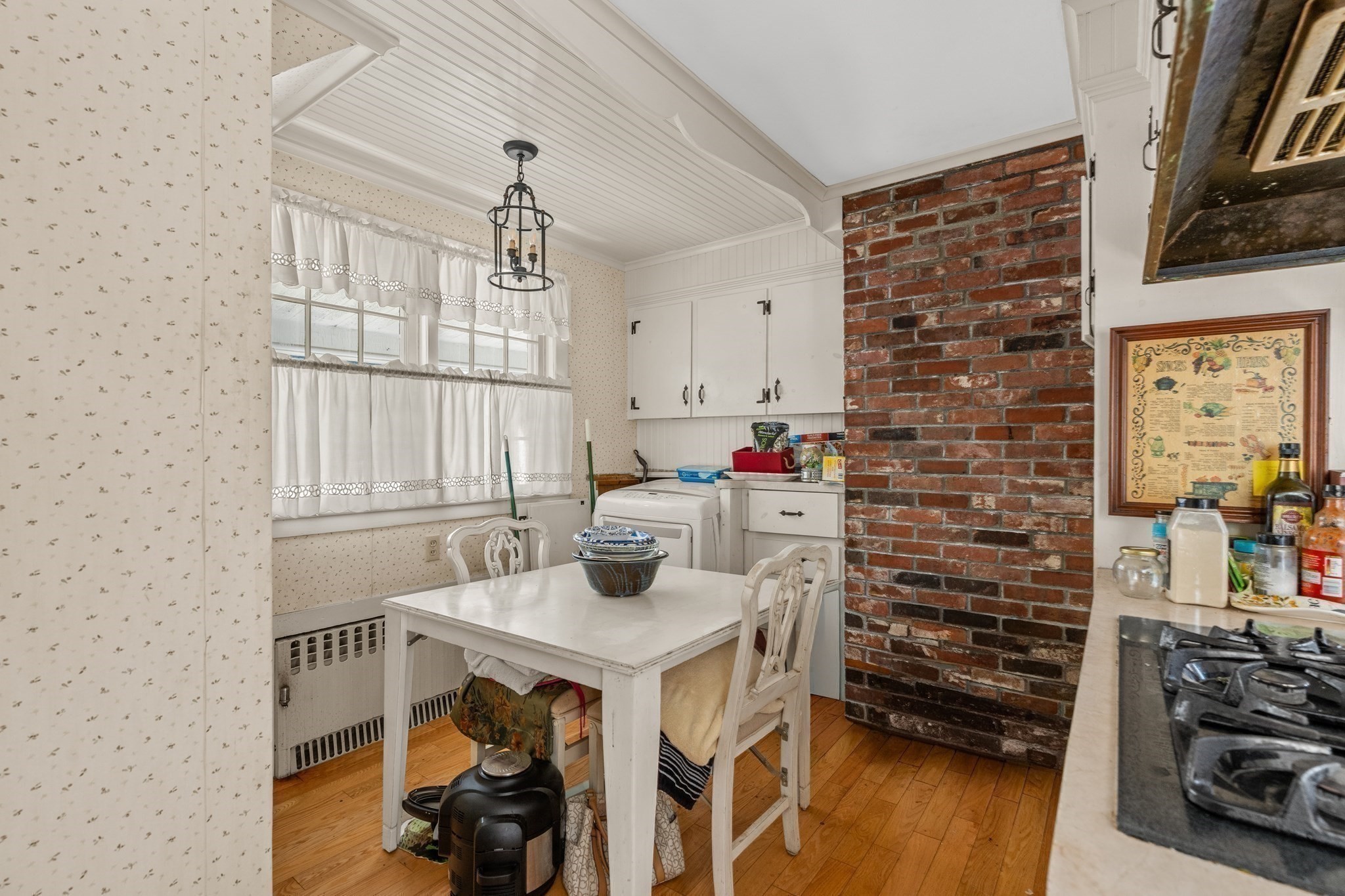 278 Main St