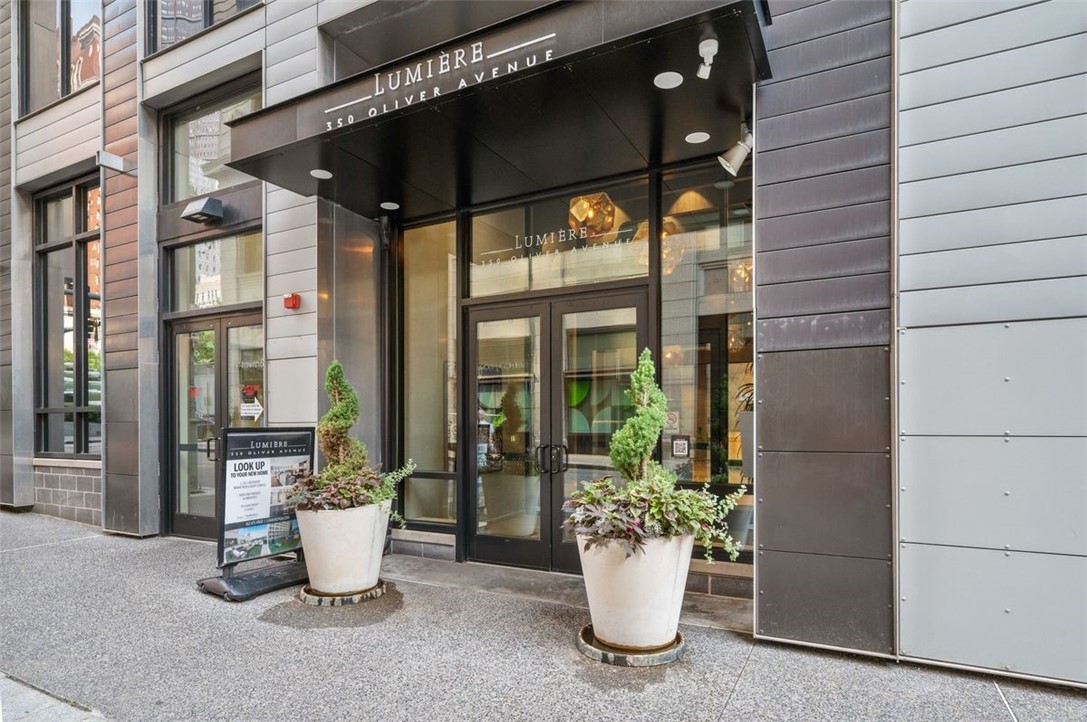 350 Oliver Avenue 908