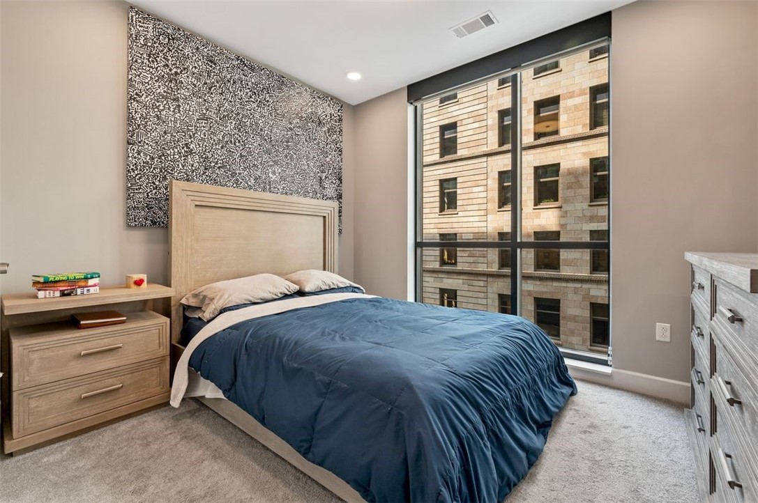 350 Oliver Avenue 908