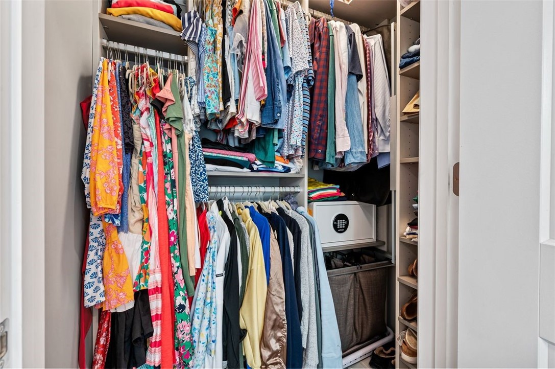 350 Oliver Avenue 908