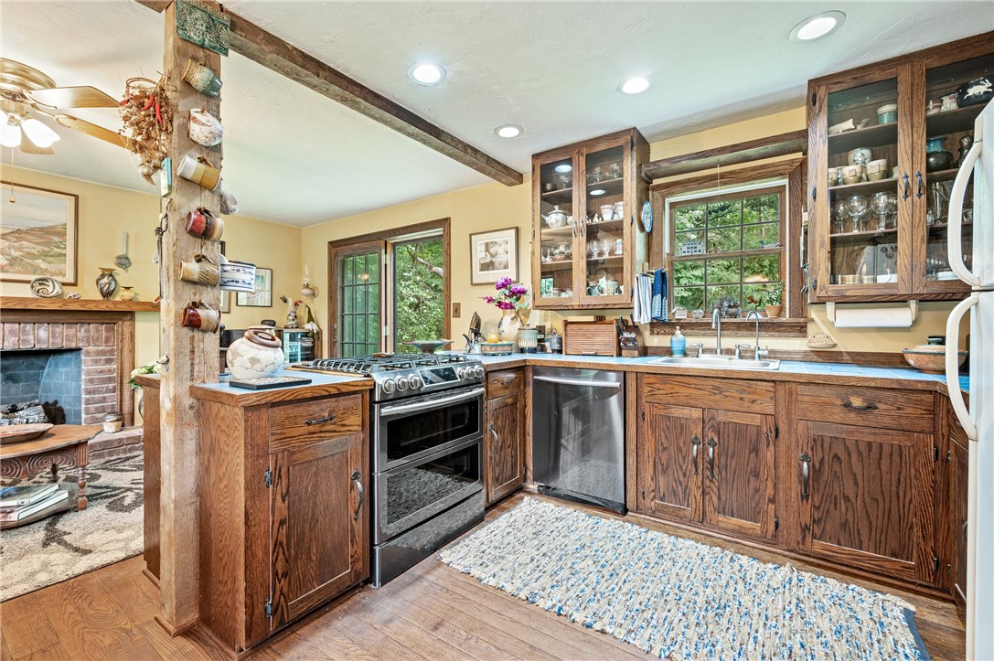 103 Fairview Church Rd