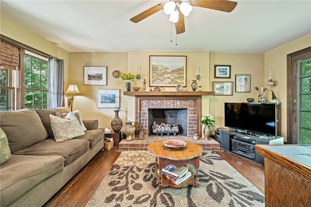 103 Fairview Church Rd