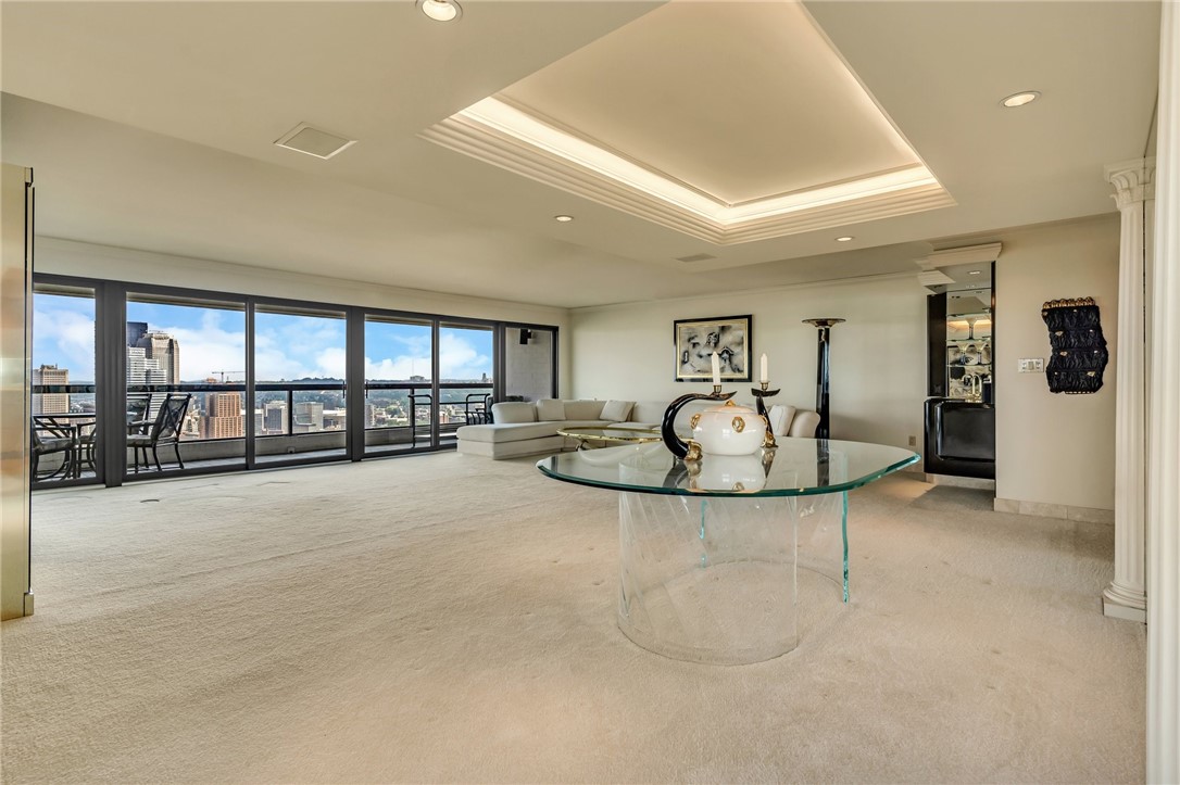 111 Grandview Ave 1203