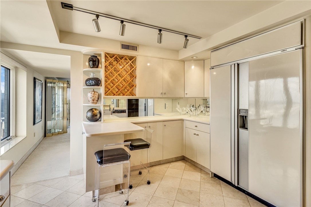 111 Grandview Ave 1203