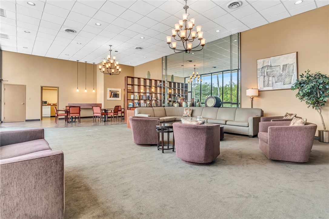 111 Grandview Ave 1203