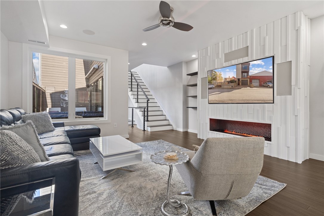 4820 Harrison Street