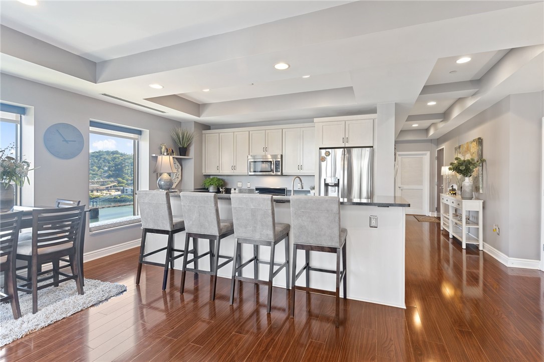 151 Fort Pitt Blvd 1704