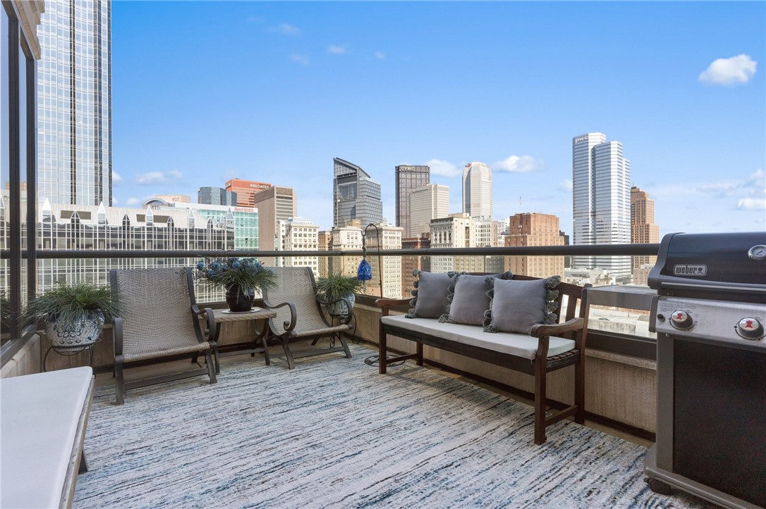 151 Fort Pitt Blvd 1704