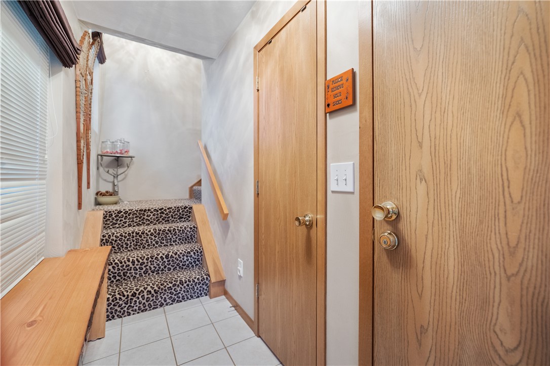 8061 Meadowridge Drive