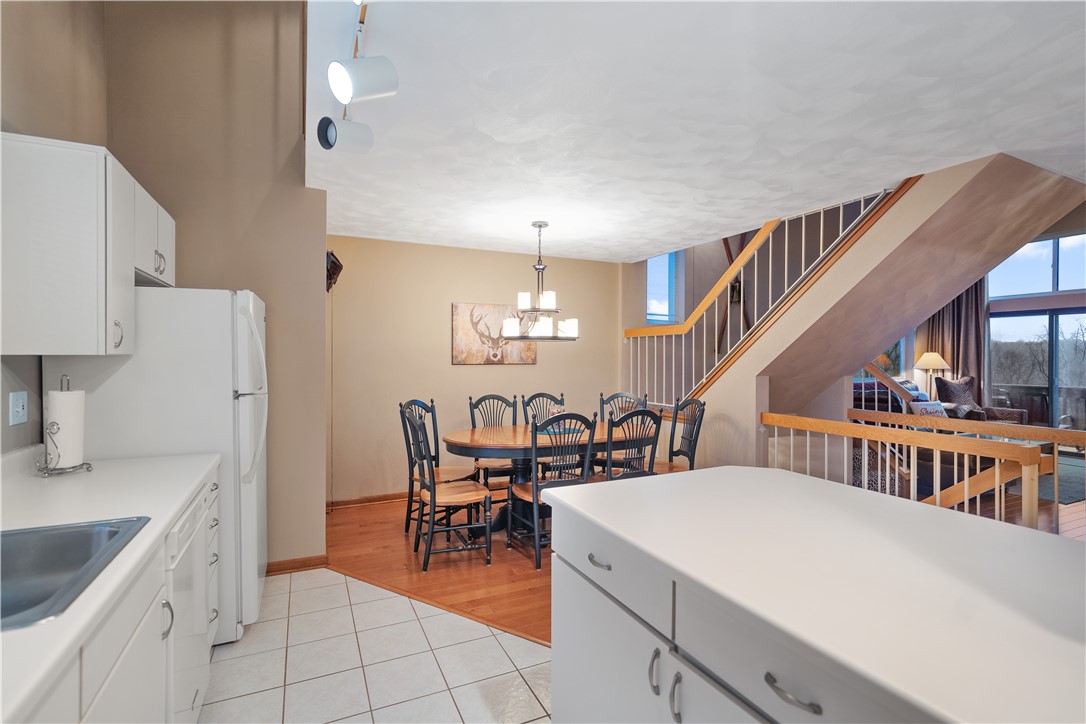 8061 Meadowridge Drive