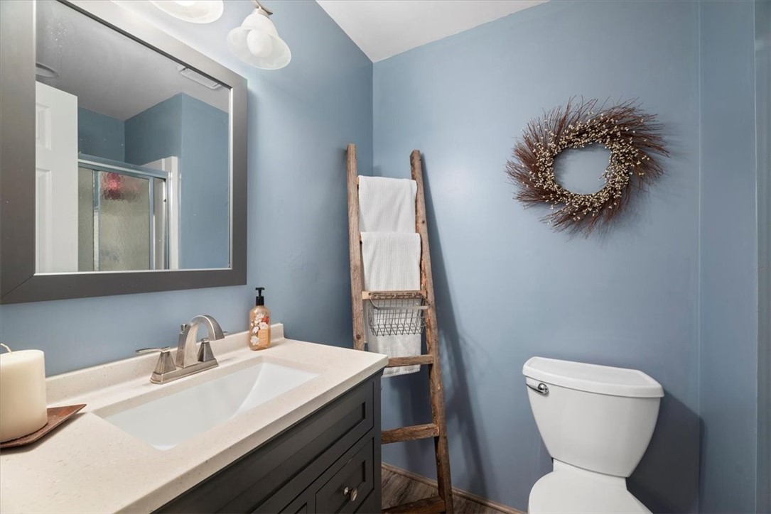 2633 Hunters Point Drive