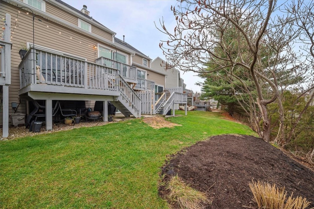 2633 Hunters Point Drive