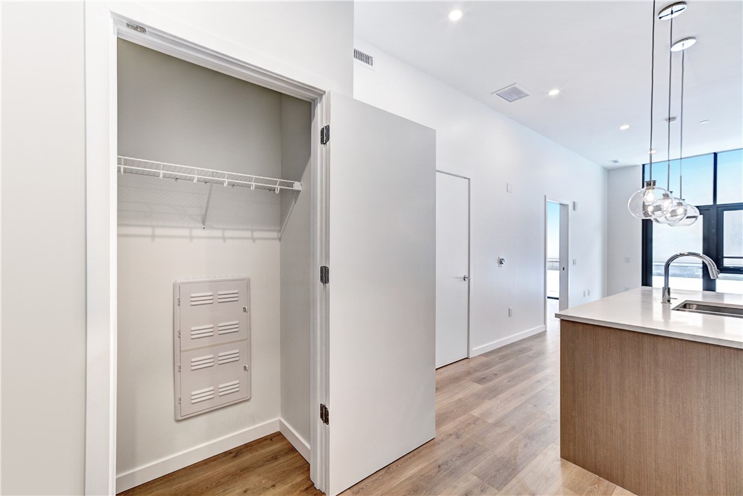 2554 Smallman St 206