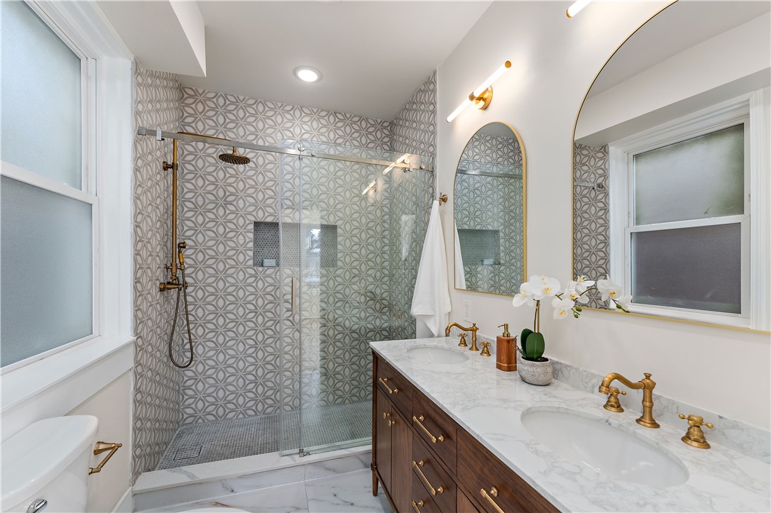 1141 Portland Street