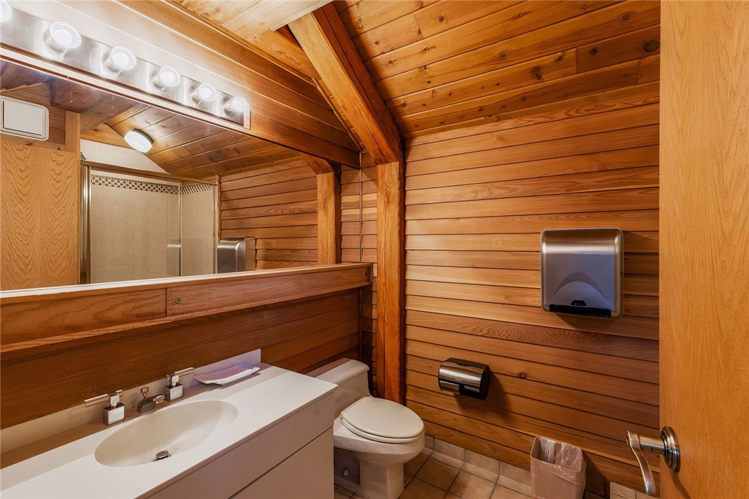 1442 Coraopolis Heights Road