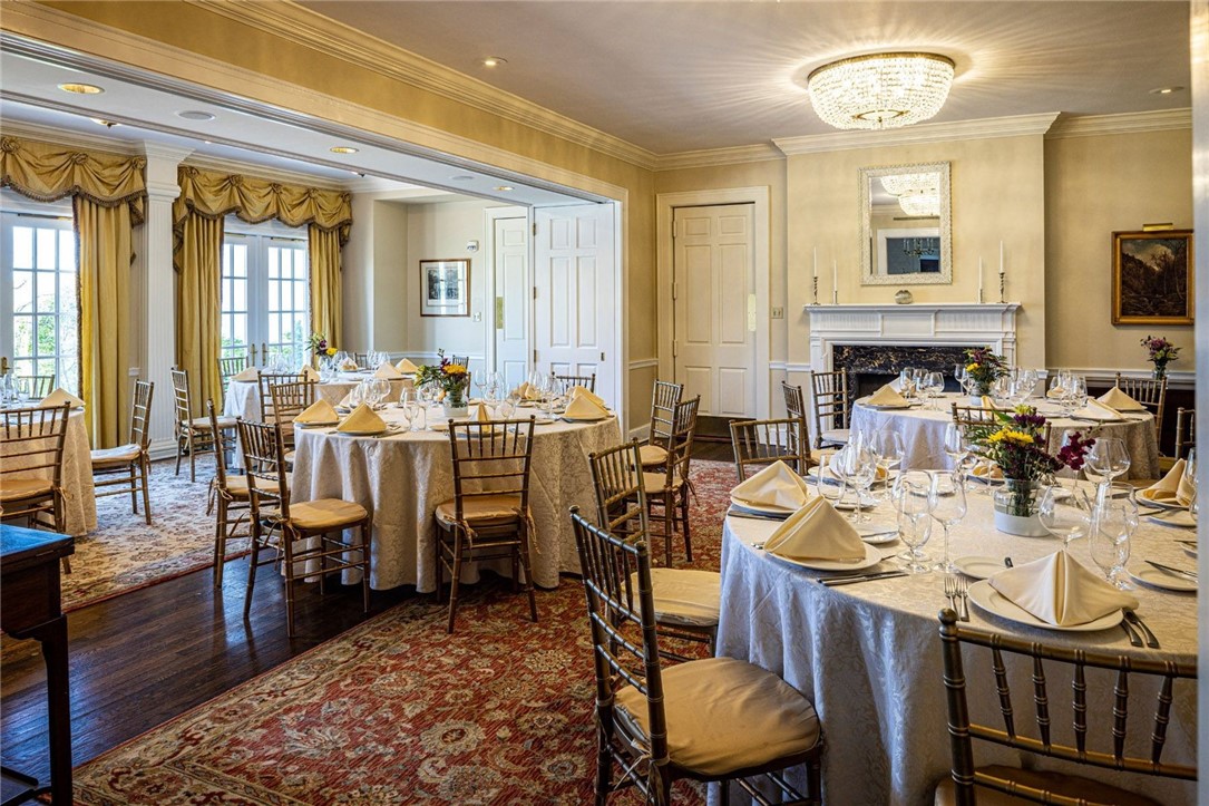 1442 Coraopolis Heights Road