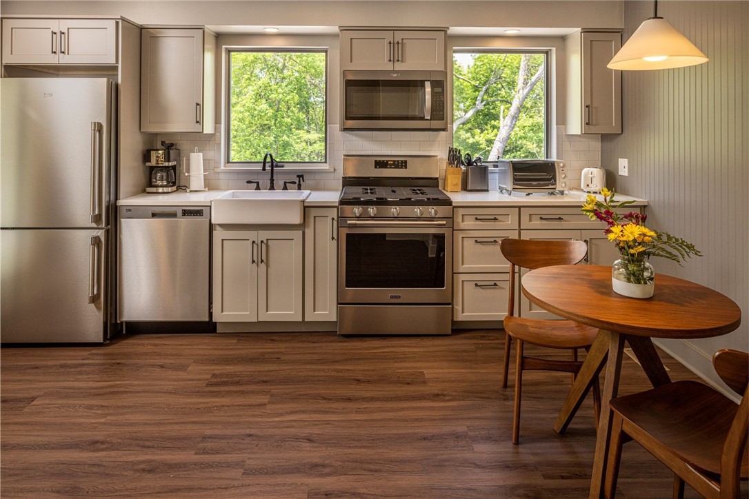 1442 Coraopolis Heights Road