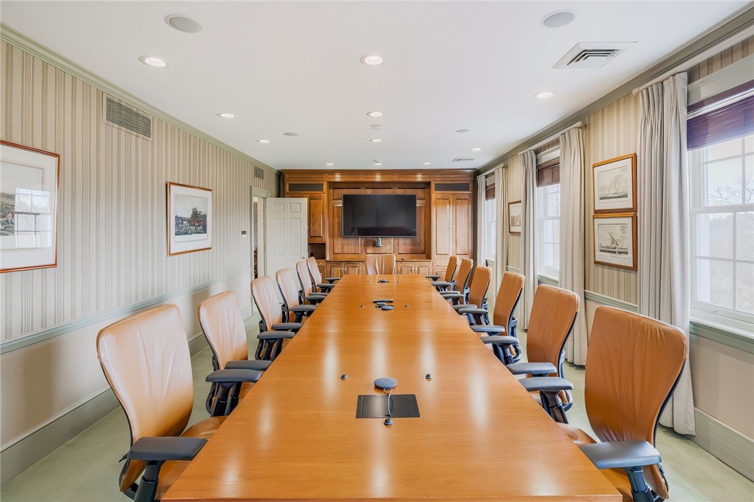 1442 Coraopolis Heights Road