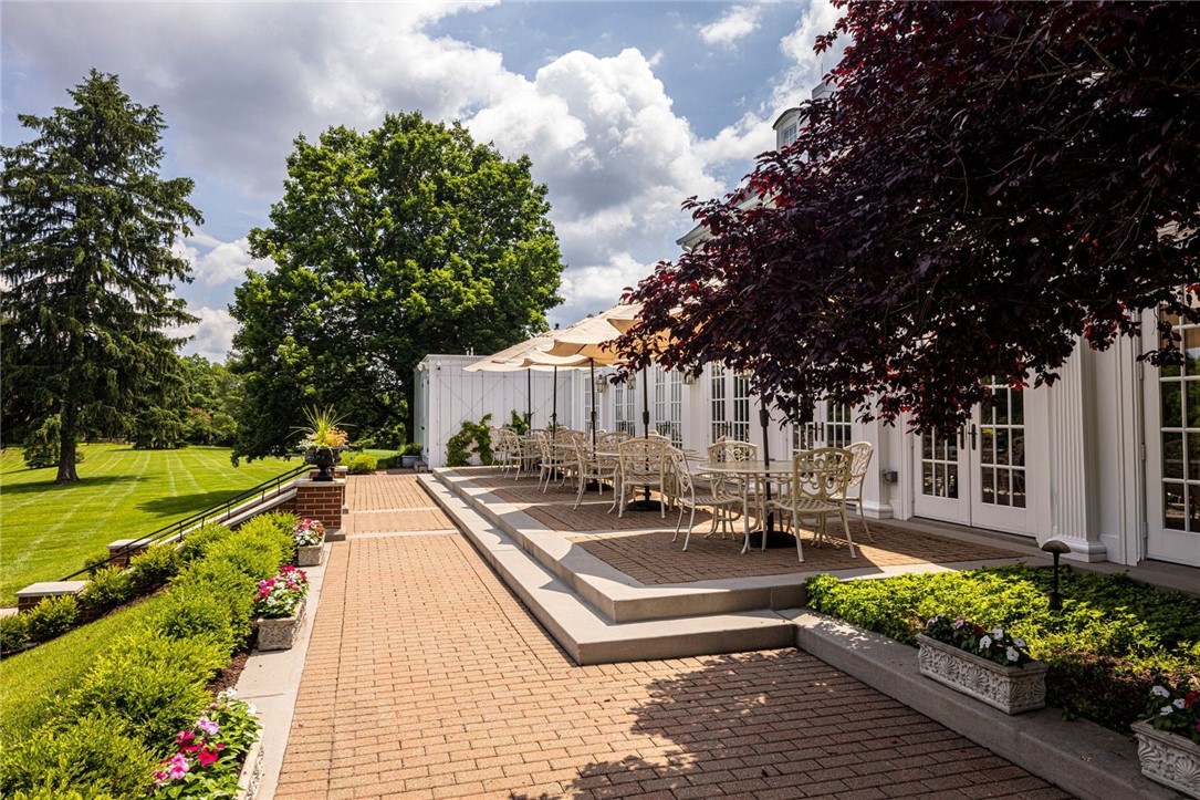 1442 Coraopolis Heights Road