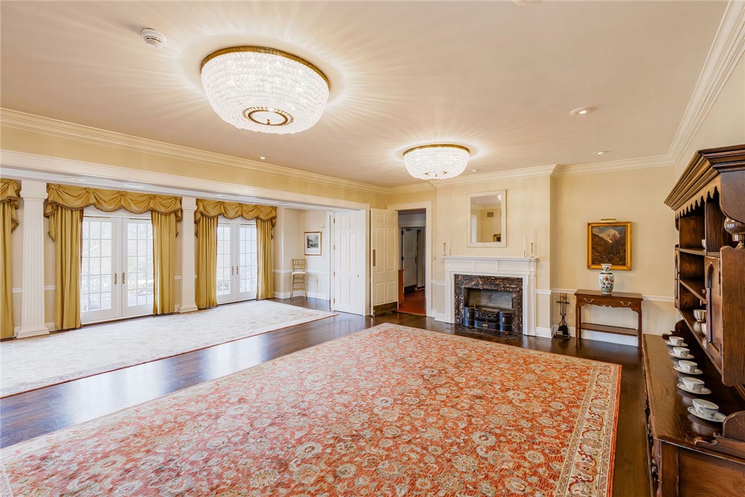 1442 Coraopolis Heights Road