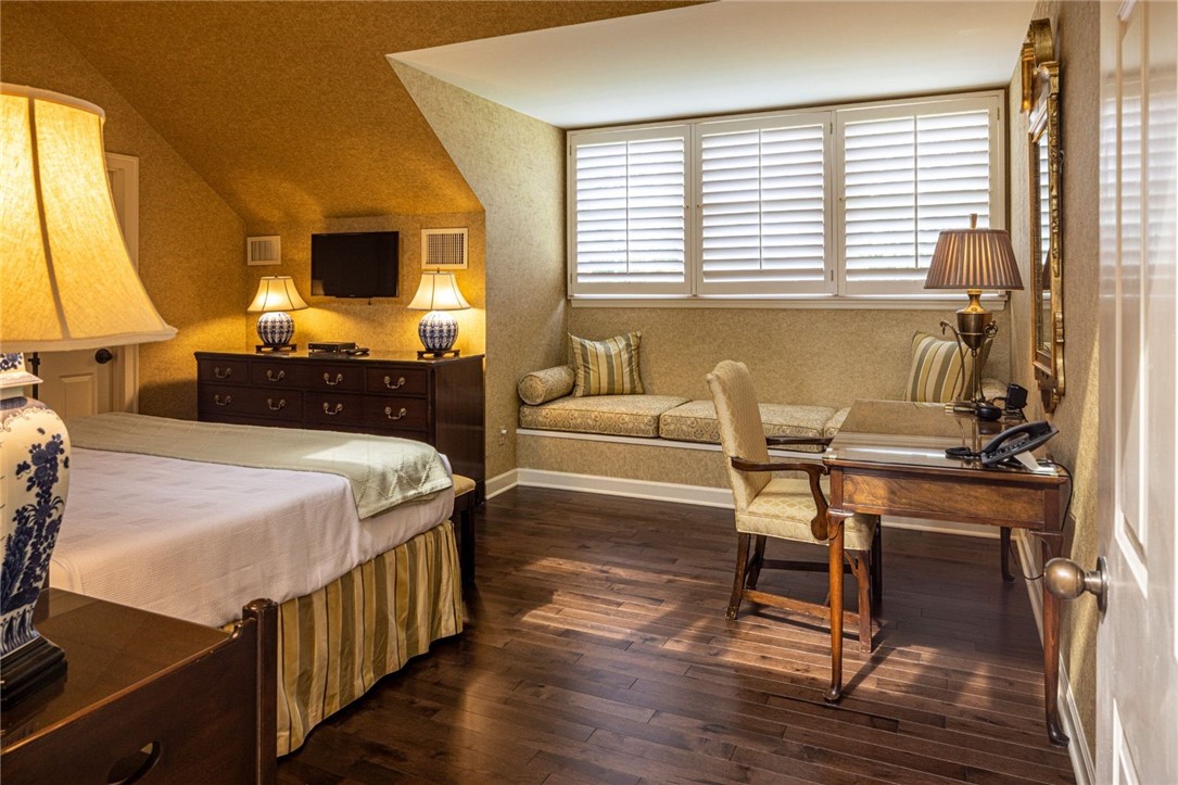 1442 Coraopolis Heights Road