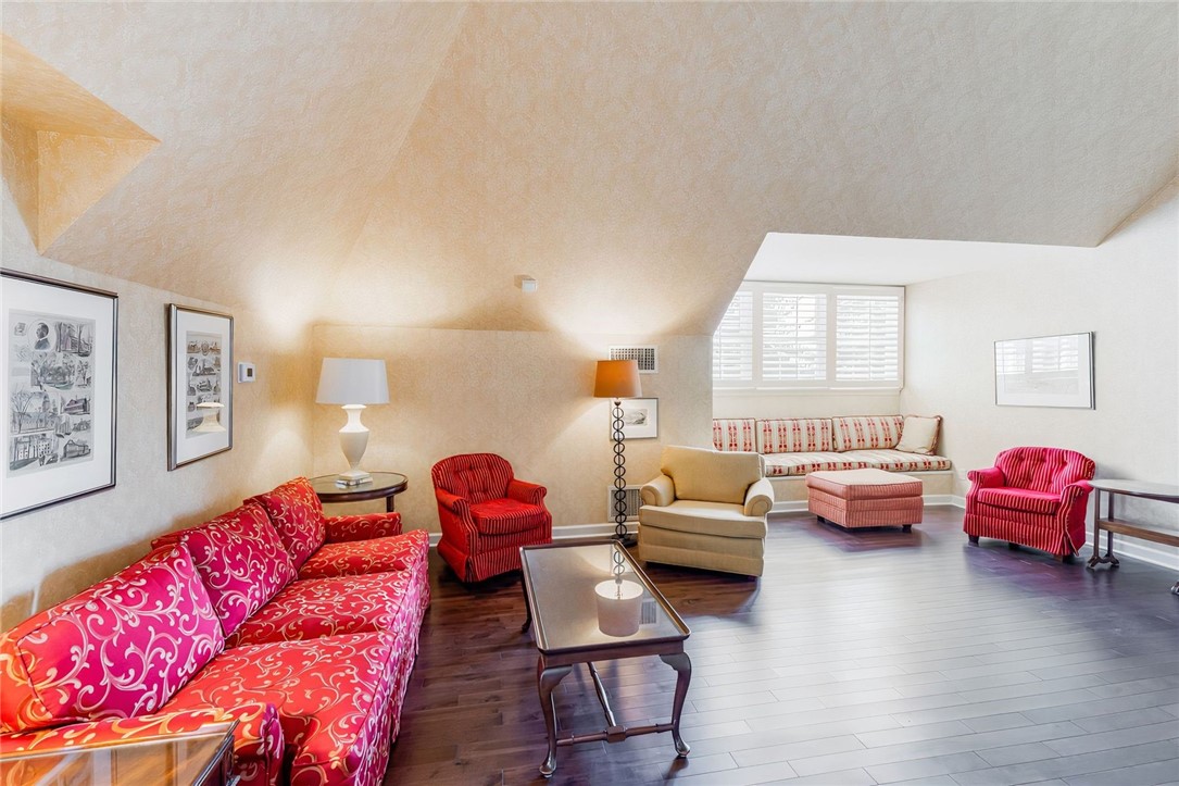 1442 Coraopolis Heights Road