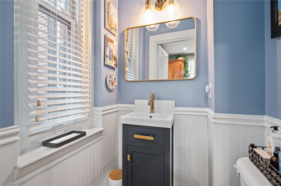 1610 Buena Vista Street