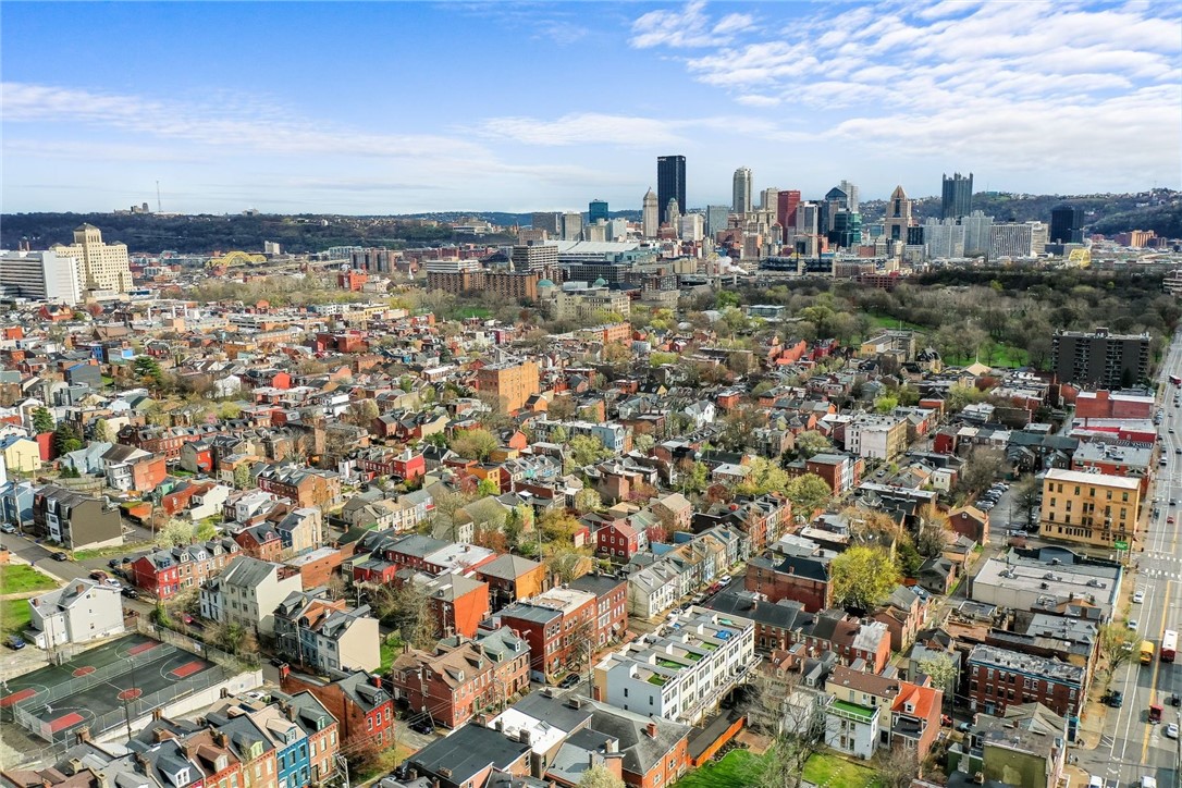 1610 Buena Vista Street