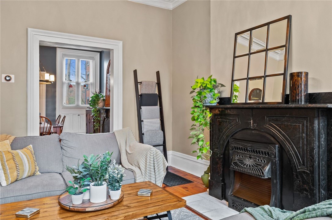 1610 Buena Vista Street