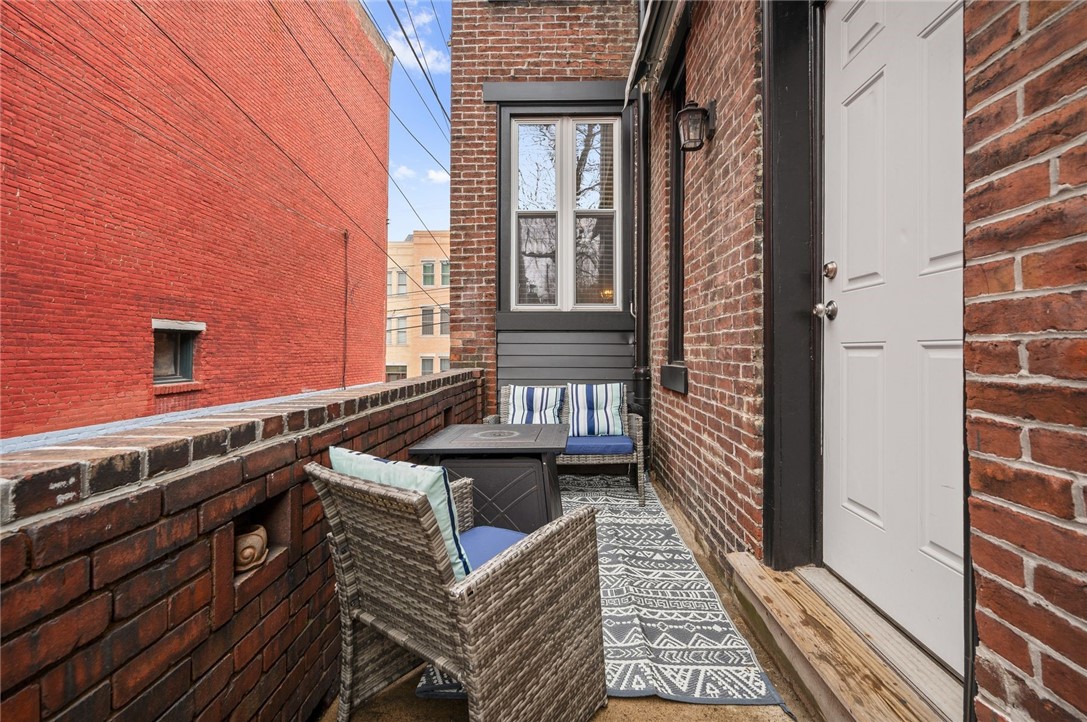 1610 Buena Vista Street