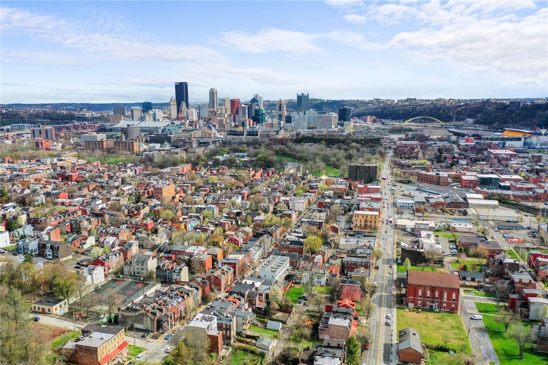 1610 Buena Vista Street