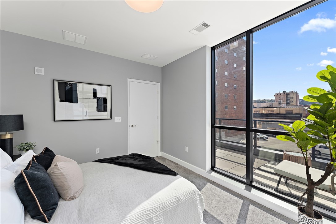 350 Oliver Avenue 801