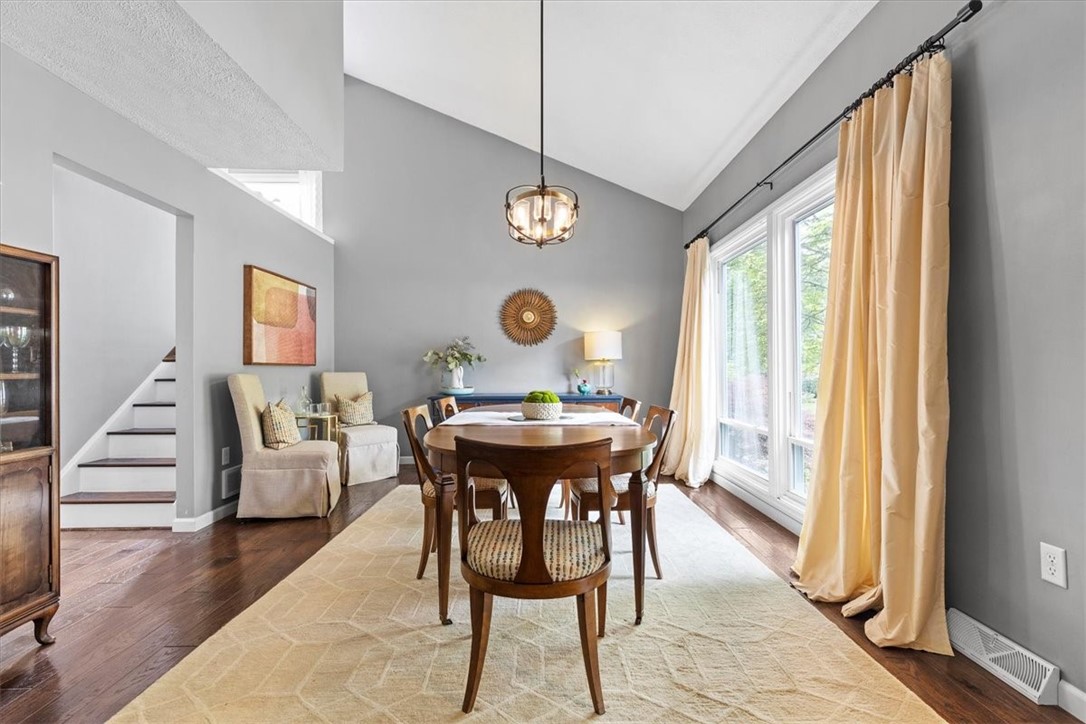 105 Rippling Brook Dr