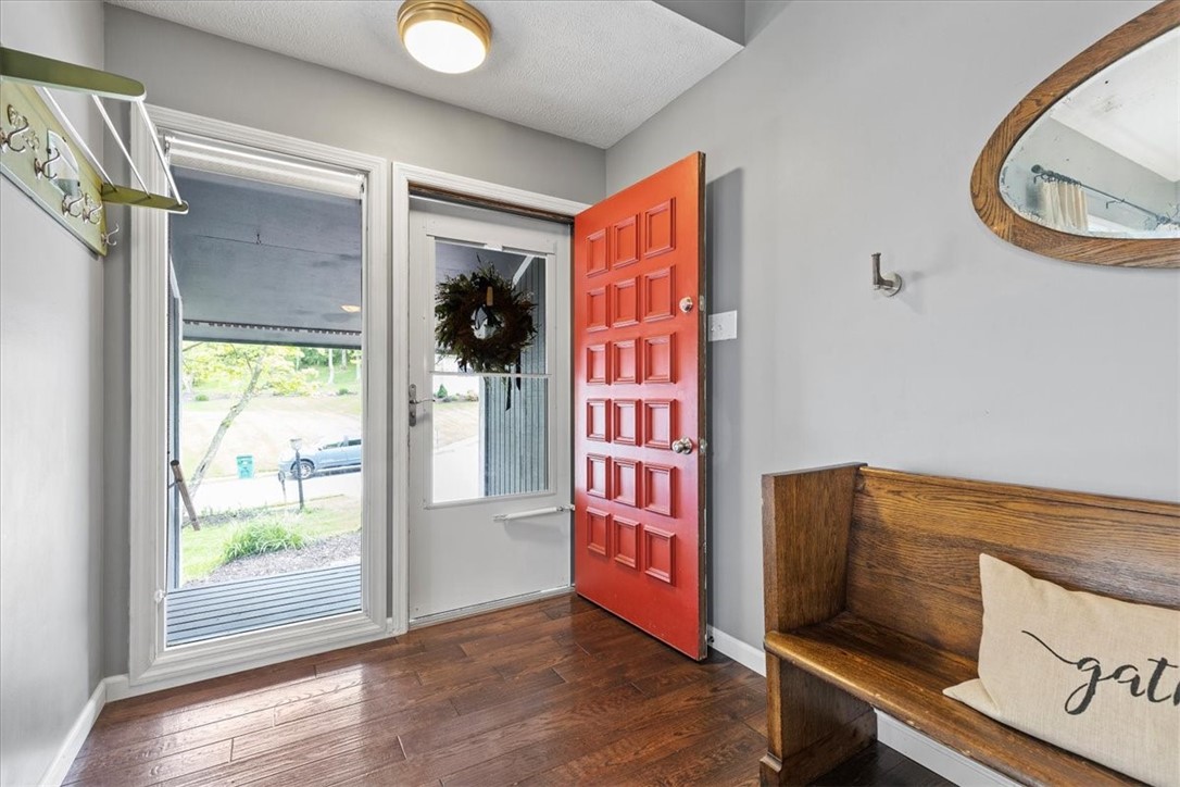 105 Rippling Brook Dr