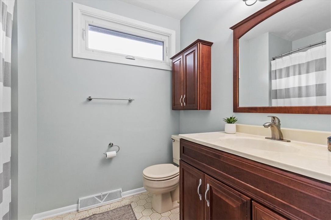 105 Rippling Brook Dr