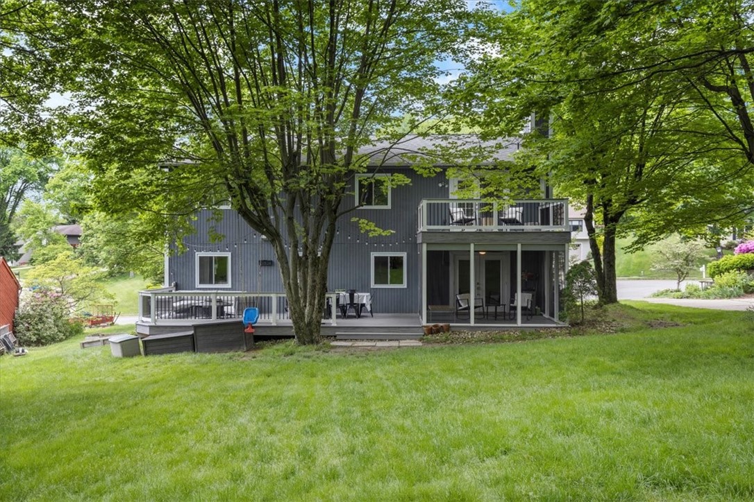 105 Rippling Brook Dr