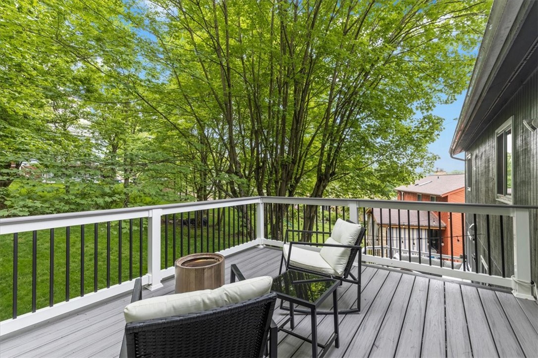 105 Rippling Brook Dr