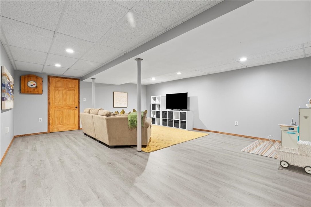 105 Rippling Brook Dr