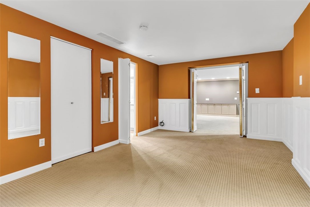 500 S Highland Ave 1