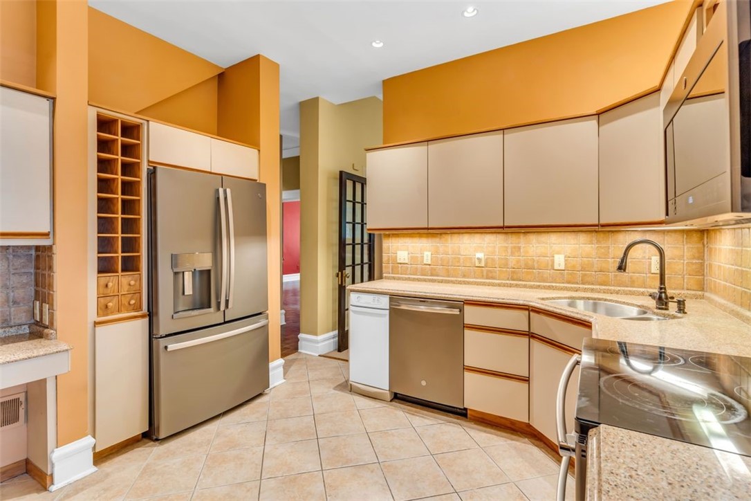 500 S Highland Ave 1