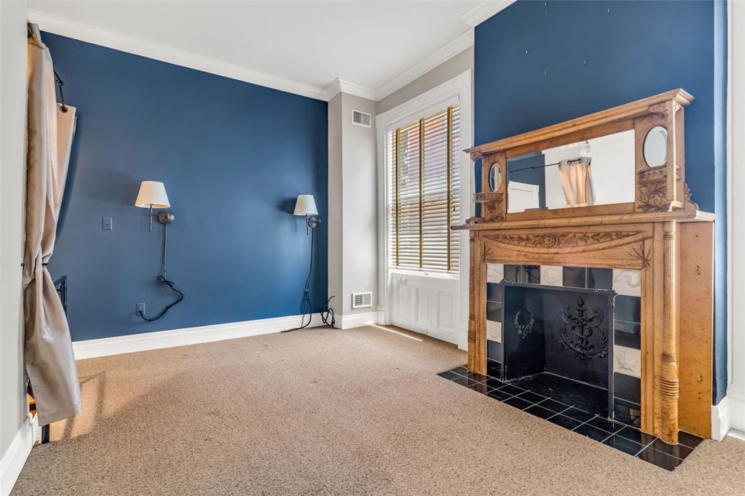 500 S Highland Ave 1