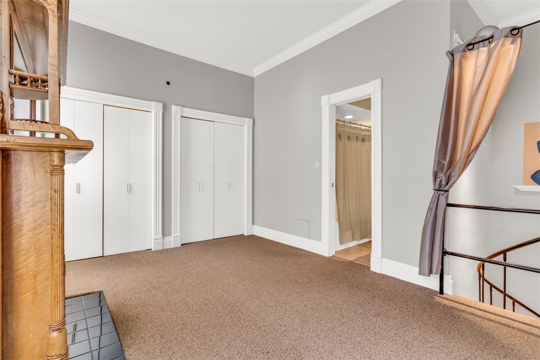 500 S Highland Ave 1