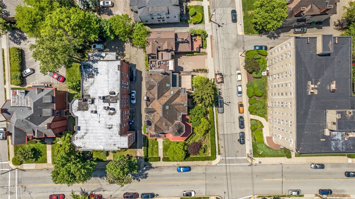 500 S Highland Ave 1