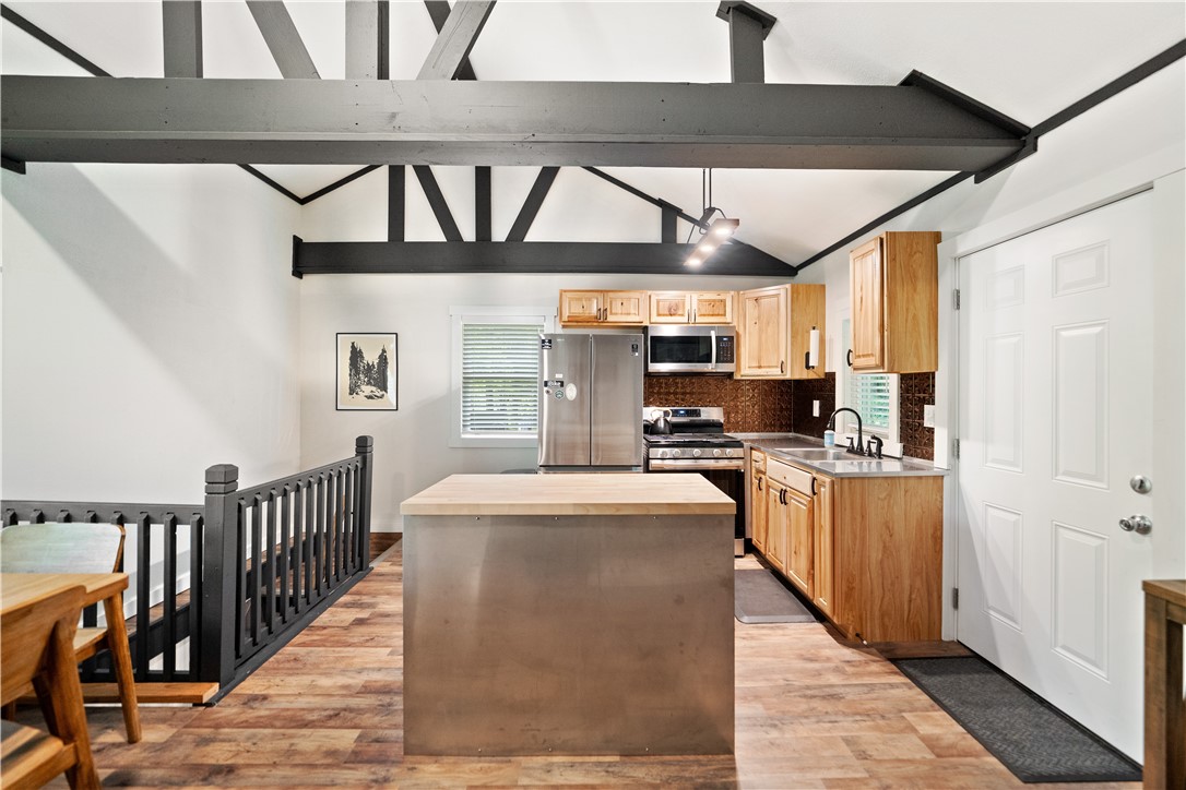 2251 Whites Creek Rd