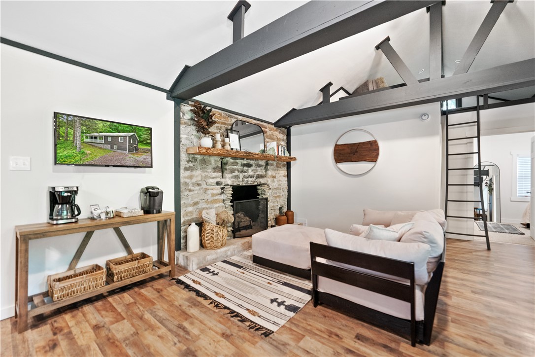 2251 Whites Creek Rd