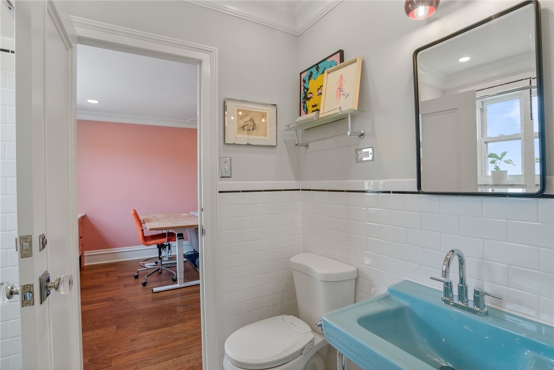 144 N Dithridge Street PH4