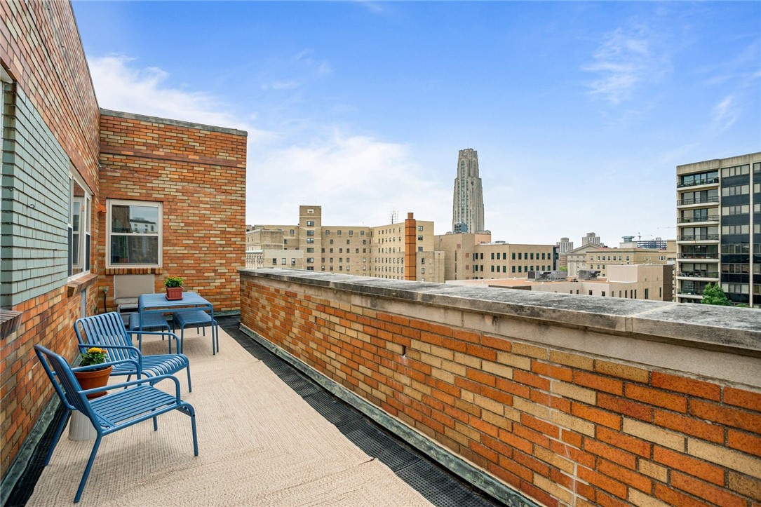 144 N Dithridge Street PH4